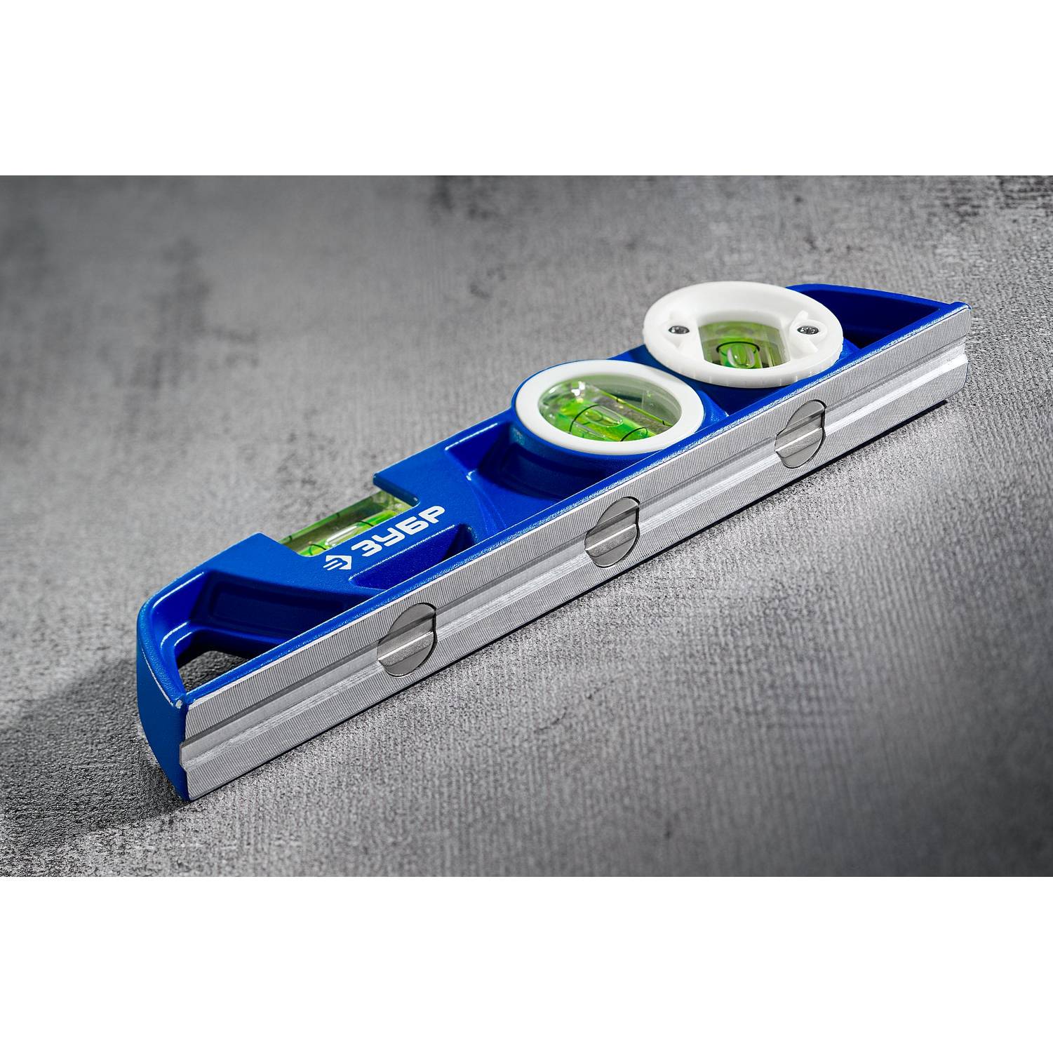 ЗУБР  ЛИТОЙ 250 мм, магнитный уровень  (34583)