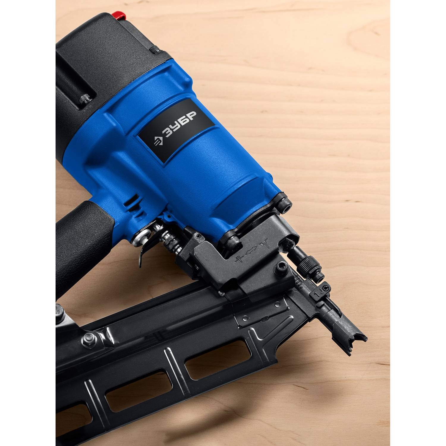 ЗУБР  SN21-90A, пневматический нейлер для реечных гвоздей ЗУБР SN21 (50-90 мм), Профессионал  (31923)