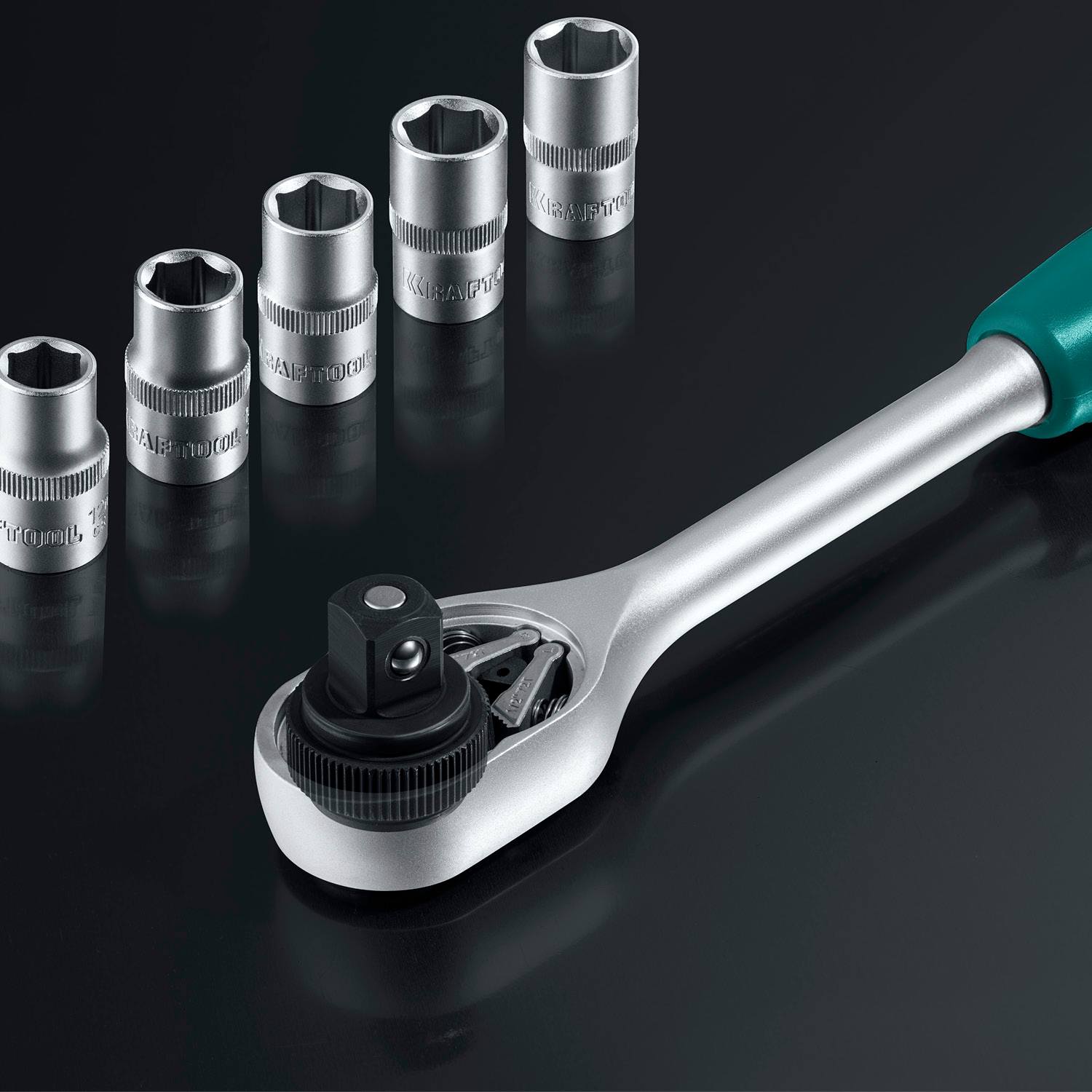 KRAFTOOL  EXTREM-142, 142 предм., (1/2"+3/8"+1/4"), универсальный набор инструмента  {27889-H142}