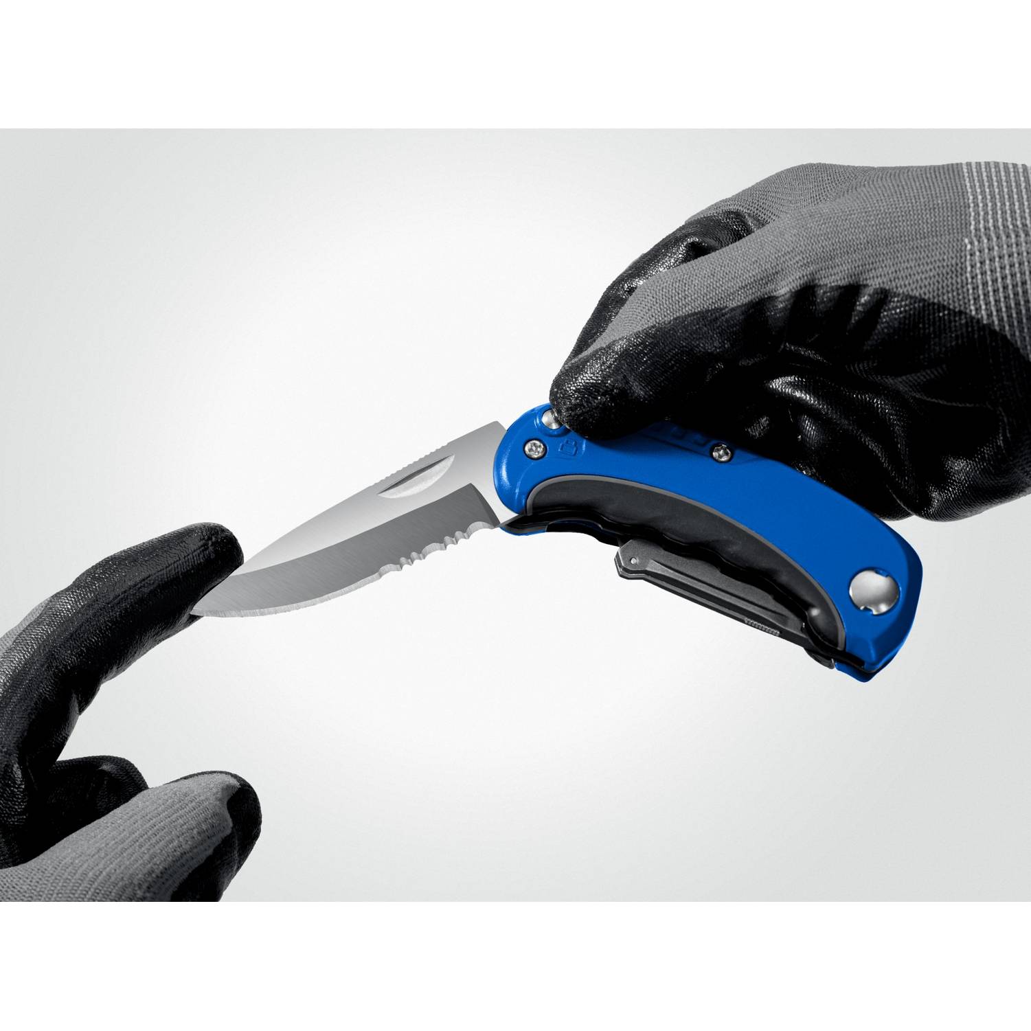 ЗУБР  Компакт-2-А24, технический, универсальный складной нож 2-в-1 с трапециевидным лезвием  (09227)