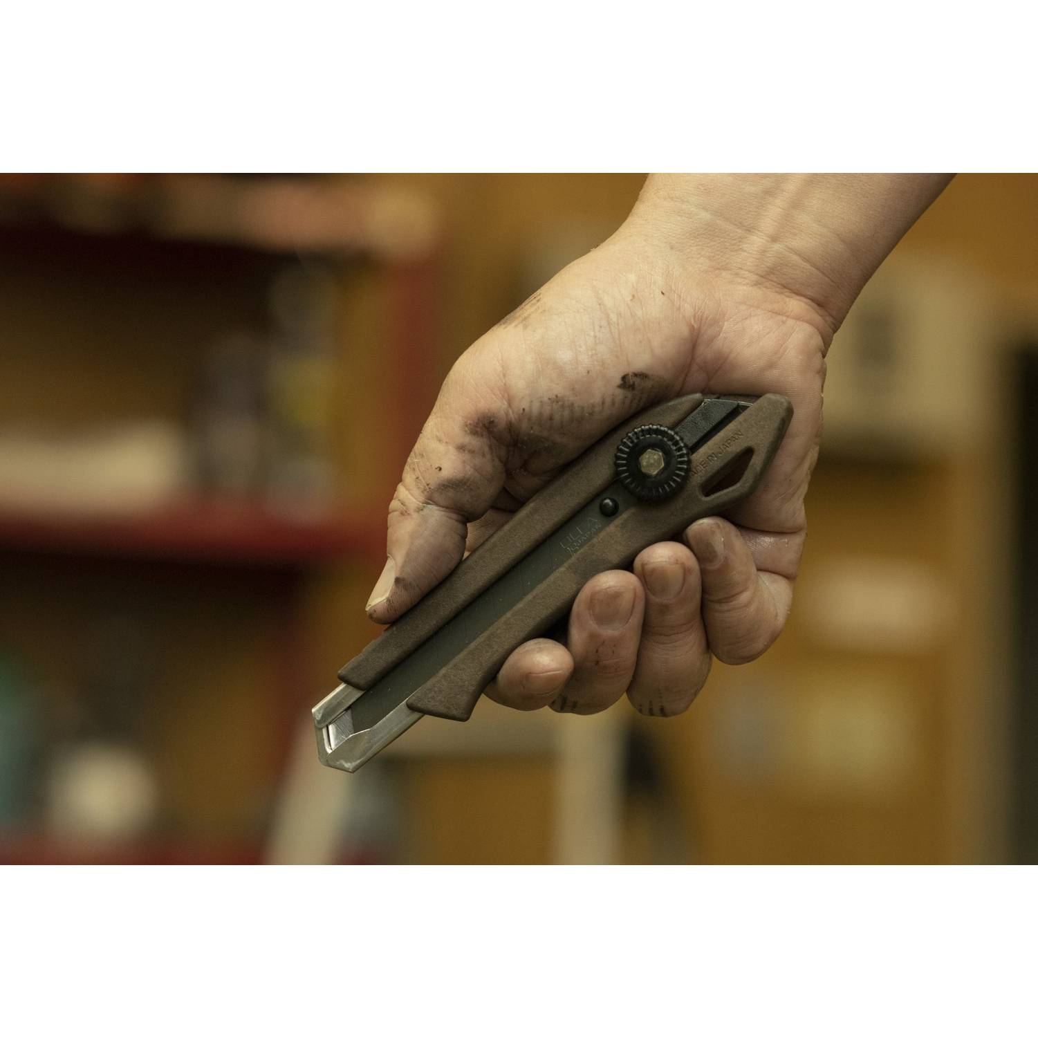 OLFA  WOOD-PP Models 18 мм, с сегментированным лезвием, нож  {OL-WD-L}