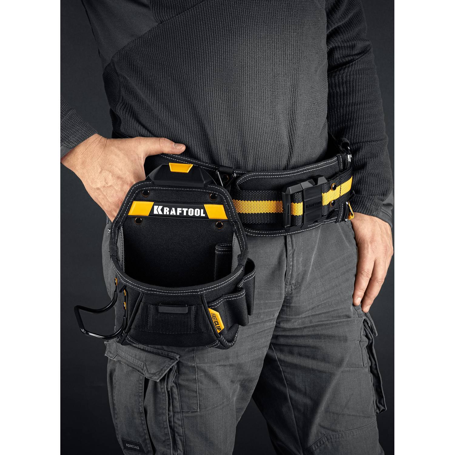 KRAFTOOL  KP-6 с быстросъёмным креплением FastClip, 6 карманов и петель, 240 х 250 мм, поясная сумка  {38775}