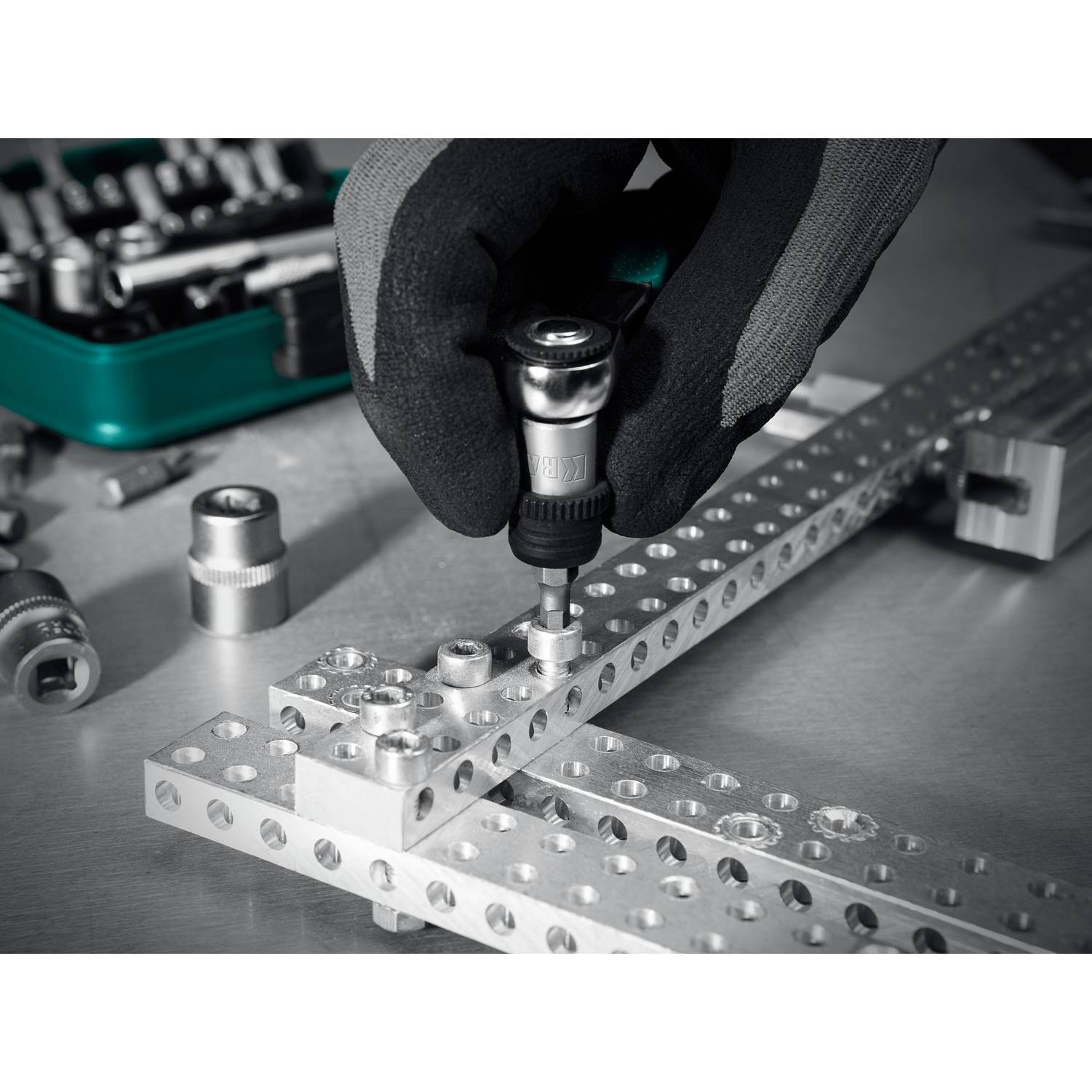 KRAFTOOL  X-Drive 35, универсальный набор инструмента 1/4" 35 предм.  {27974}