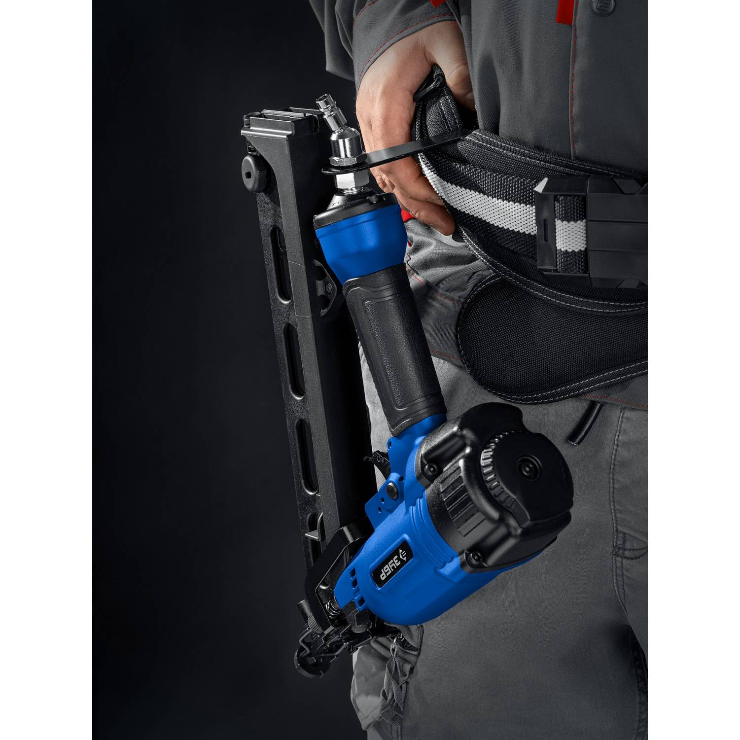 ЗУБР  DA34-64, пневматический финишный нейлер для реечных гвоздей  ЗУБР 15Ga, DA34 (32-64 мм), Профессионал  (31926)