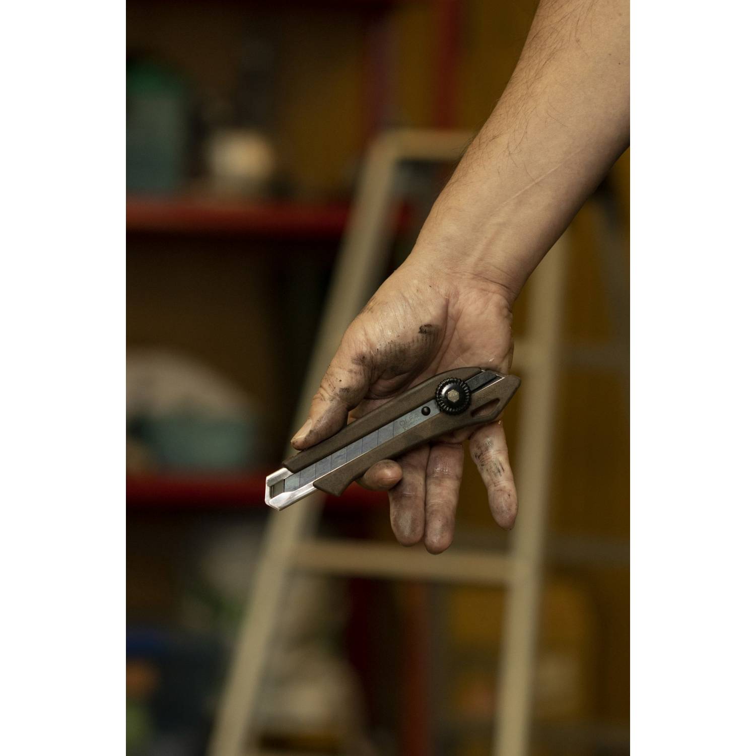 OLFA  WOOD-PP Models 18 мм, с сегментированным лезвием, нож  {OL-WD-L}